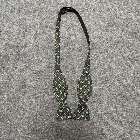 Mens Self-Tie Bow Tie All Silk USA Adjustable Black/Green Pattern 13 3/4" To 16" - Picture 1 of 5